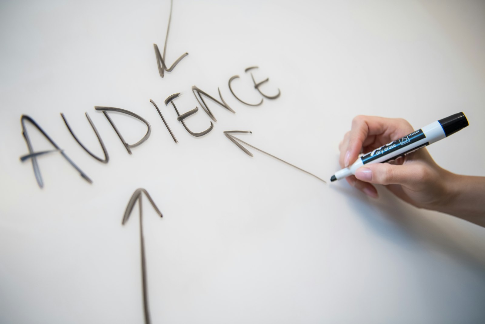 mise en place d'une stratégie email marketing et suivi des statistiques de campagne